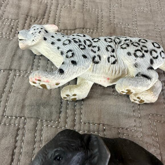 Schleich Lot of 4 Farm Zoo Animal Figures Horse Donkey Elephant Snow Leopard - Picture 9 of 10